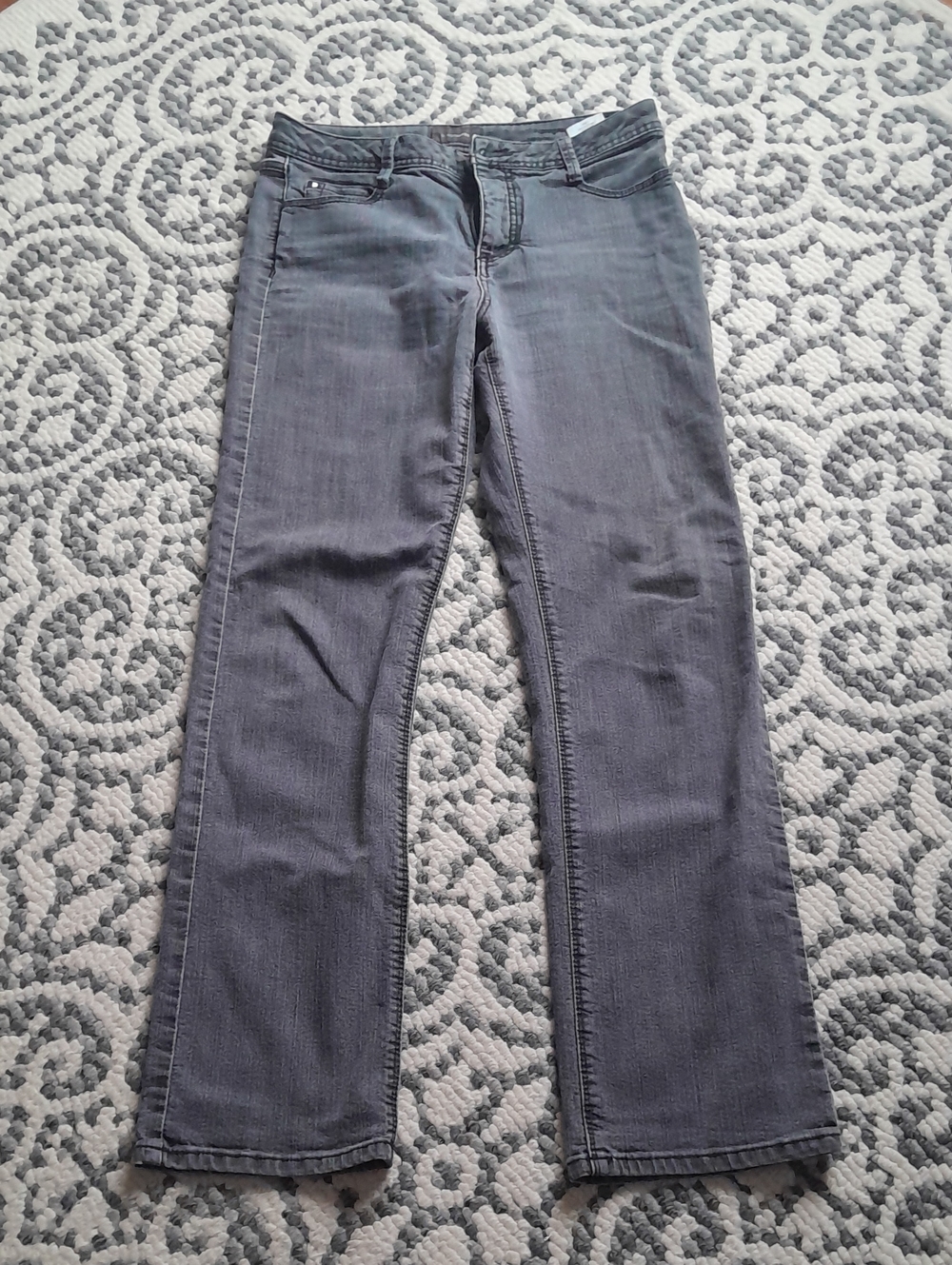 Denver Hayes Women's Gray Straight-Leg Jeans